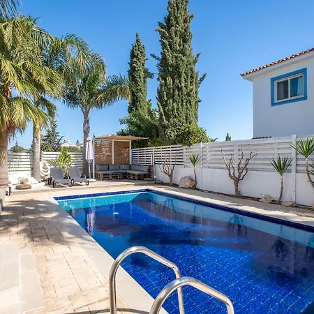 Phaedrus Living: Luxury Oceania Villa Agia Napa