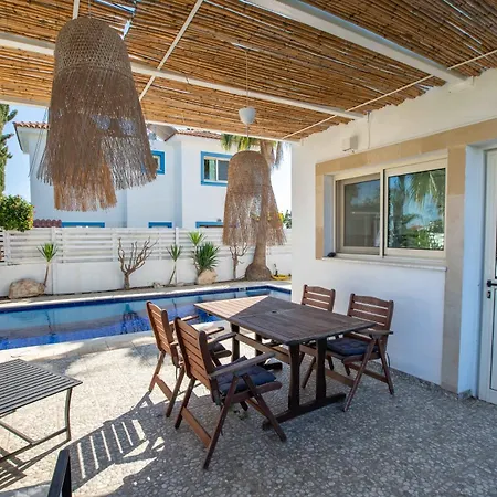 Phaedrus Living: Luxury Oceania * Ayia Napa