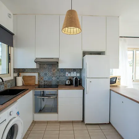 Villa Phaedrus Living: Luxury Oceania Ayia Napa